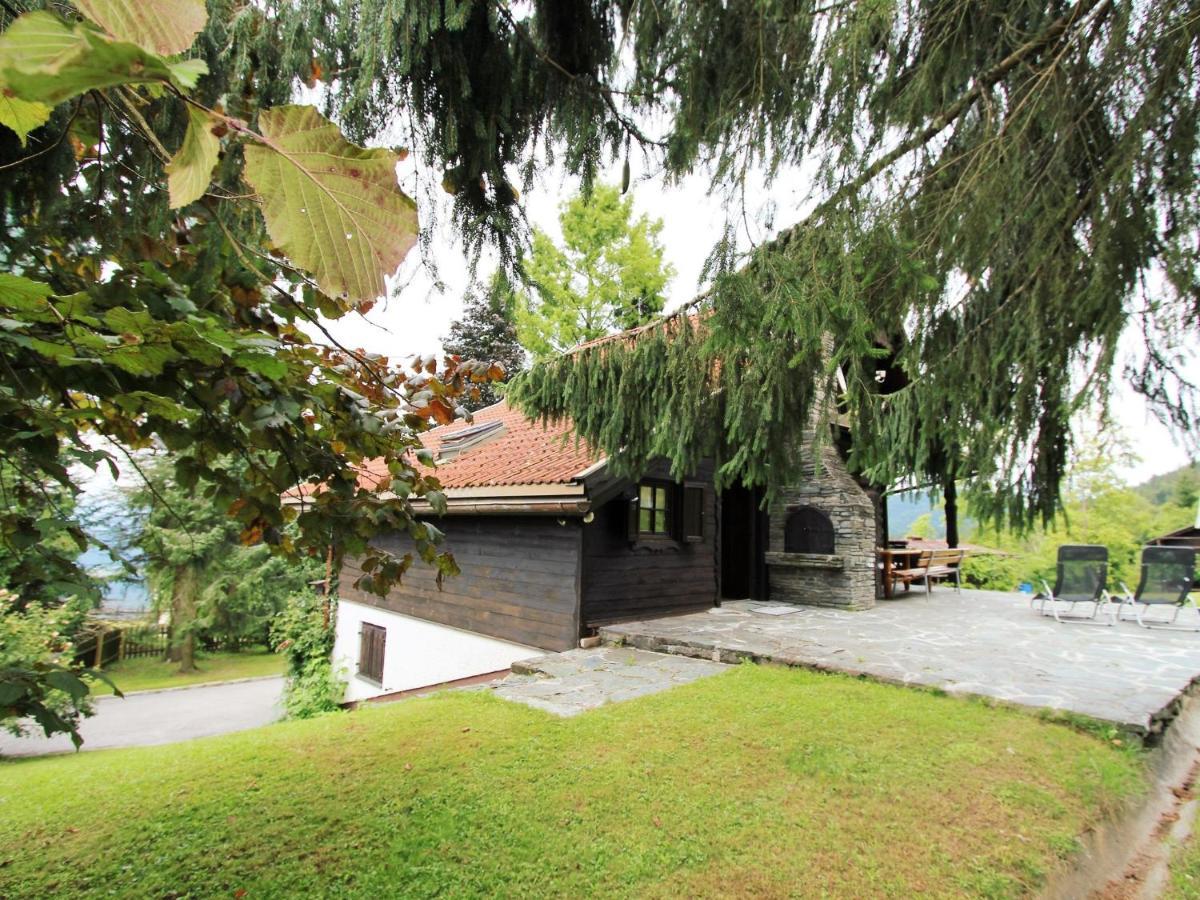 Quiet Holiday Home Near Ski Resort Neuhaus  Exterior photo